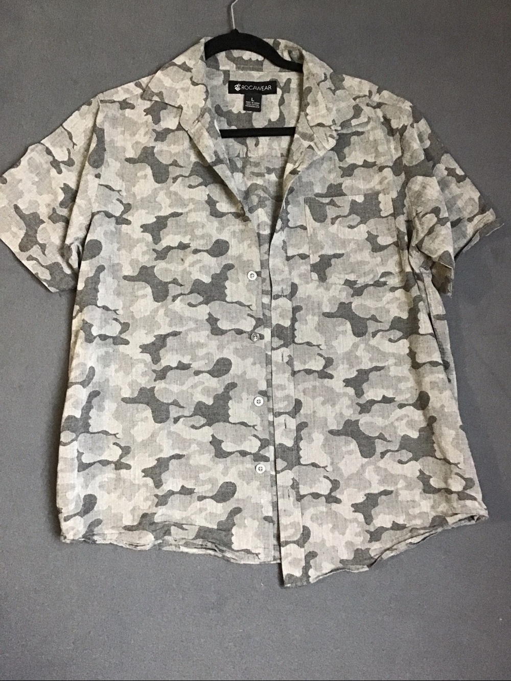 Rocawear Men's   Vintage Gray Camouflage Button-Down Shirt